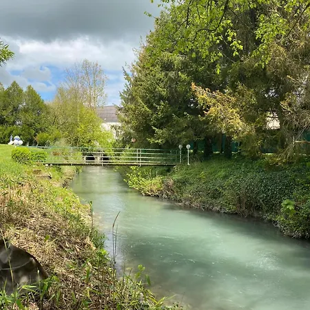 Domaine De La Moivre - Ferme De Charme & Piscine