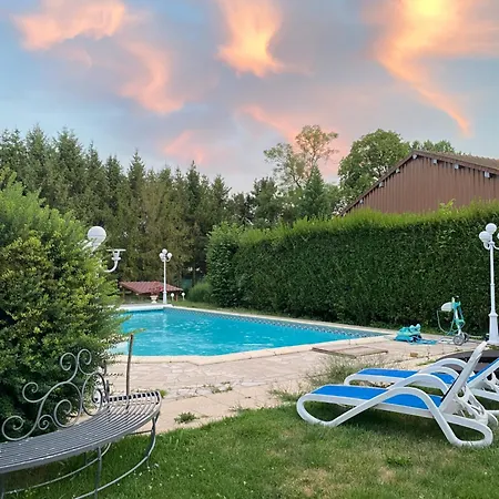 לינה וארוחת בוקר Domaine De La Moivre - Ferme De Charme & Piscine 3*